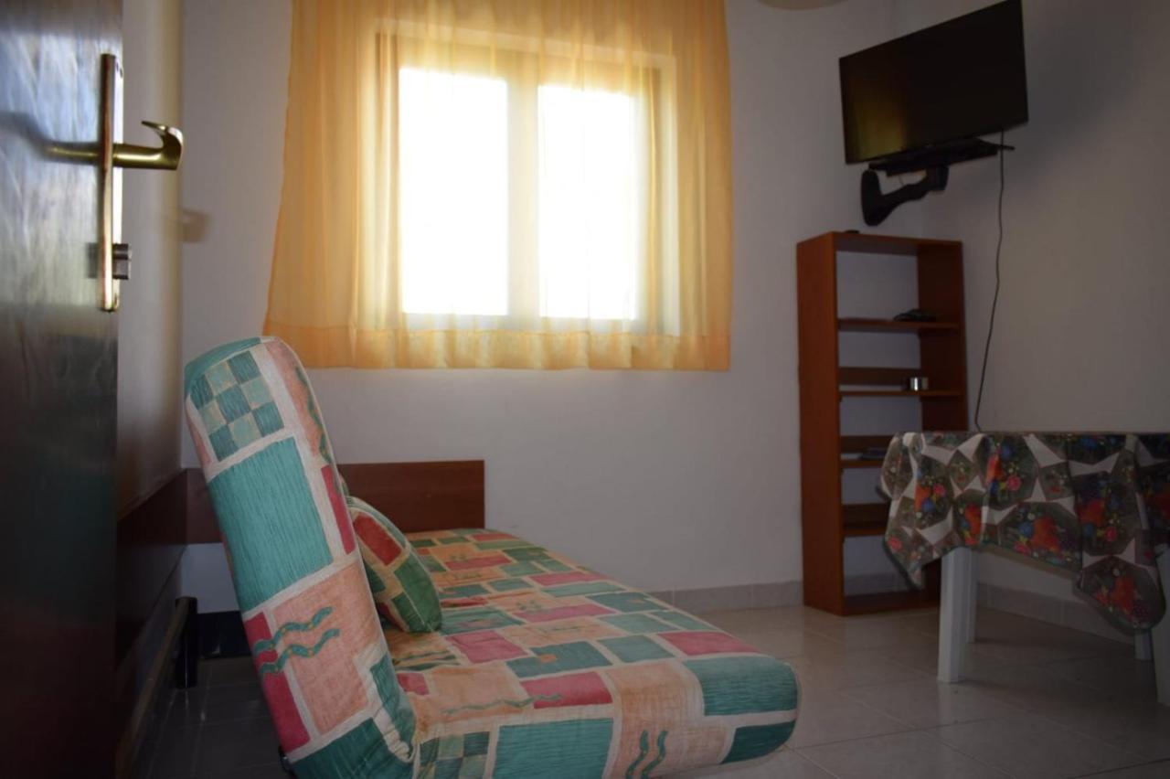 Apartmani Veronika Nin Kültér fotó