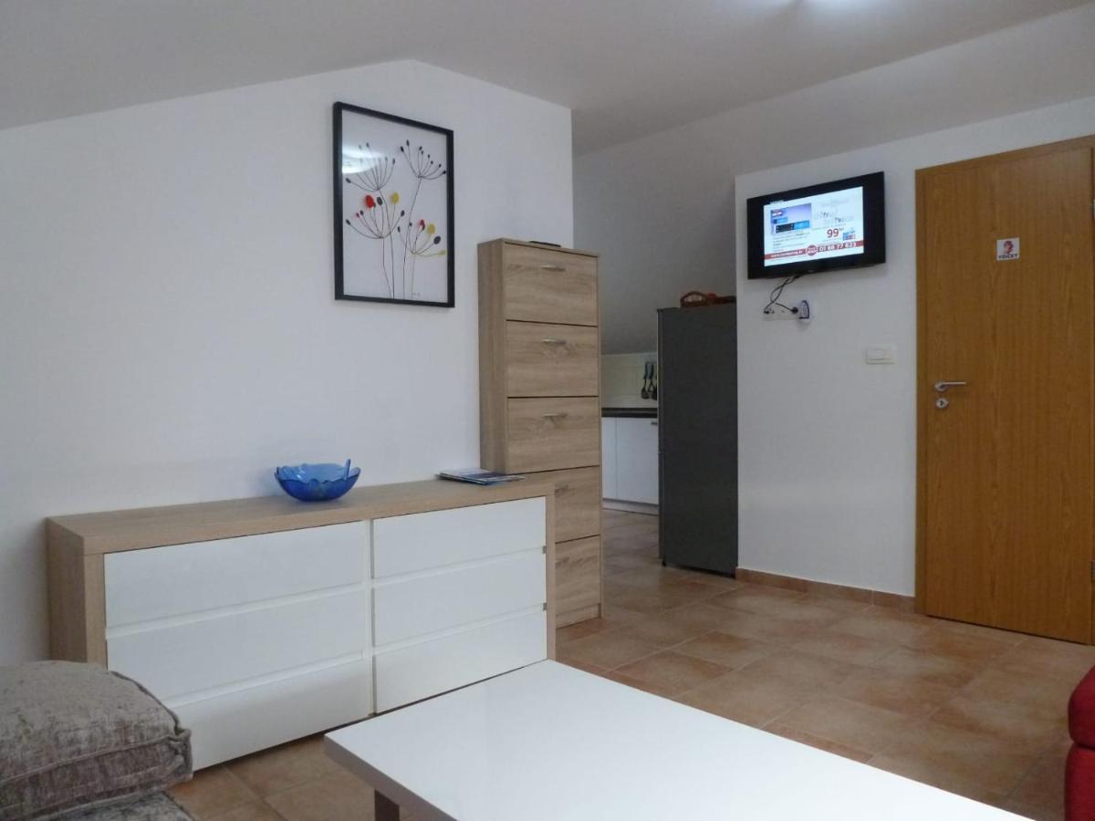 Apartmani Veronika Nin Kültér fotó
