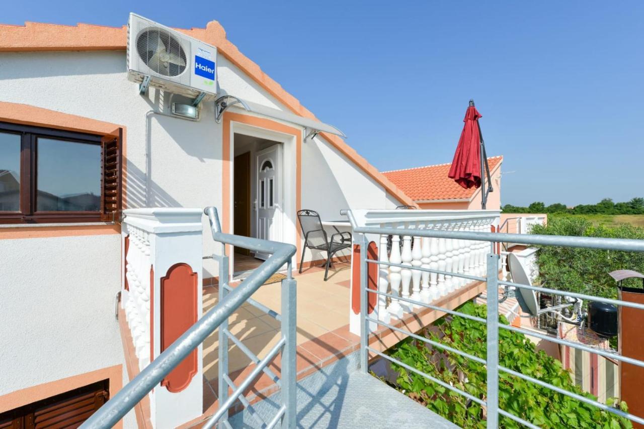 Apartmani Veronika Nin Kültér fotó